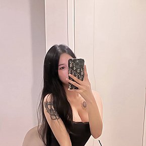Da-eaun Vip Escort escort in Bangkok offers Chupar y Lamer cojones
 services