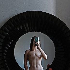 NatsMois Muscular
 escort in Leipzig offers Cum in Mouth services