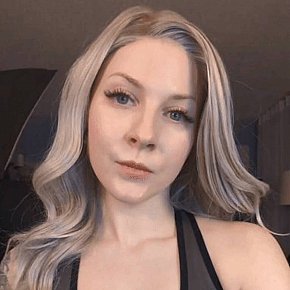 Adallia Modelo/exmodelo
 escort in Milan offers Masaje erótico
 services