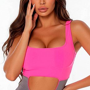 Molly All Natural
 escort in London offers Girlfriend Experience (GFE) services