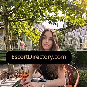 Anisha Sin Operar escort in Wien offers Fetiche de pies
 services