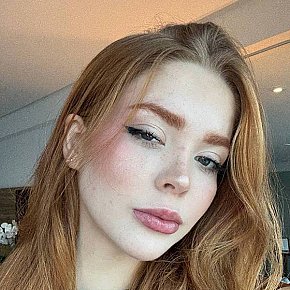 Sassy escort in London offers Ejaculação no rosto services