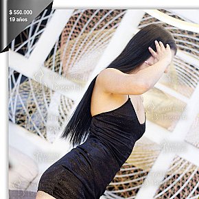 SOFIA-EROTICAS College Girl
 escort in Bogota offers French Kissing services