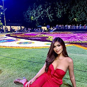 Sophia Model /Ex-model
 escort in Manila offers Sex cam services