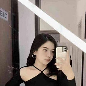 Amina escort in Kuala Lumpur offers Branlette espagnole services