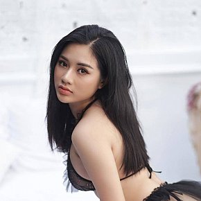 Jenny Entièrement Naturelle escort in  offers Pipe sans capote services