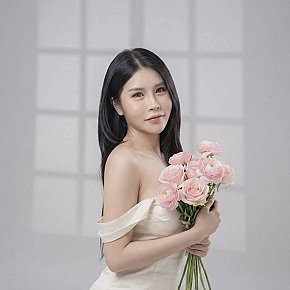 Biwty escort in Riyadh offers Finalizare pe Corp(COB) services