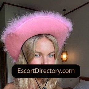 Polina Vip Escort escort in  offers Ejaculation sur le corps services