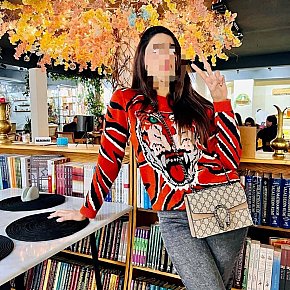 Shevani Garota De Colegial escort in Manama