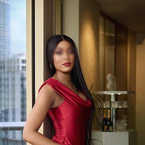 Zara-Luxa Vip Escort escort in London offers Experiencia de Novia (GFE)
 services