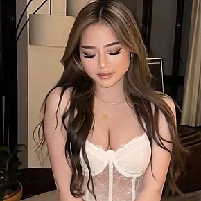 Faby escort in Kuala Lumpur offers Girlfriend Experience (GFE) services