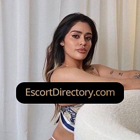 Allison Super Gros Seins escort in Prague offers Ejaculation faciale services