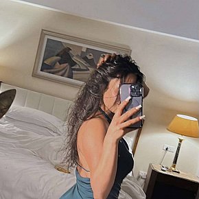 Daisy Super-culo escort in Manama