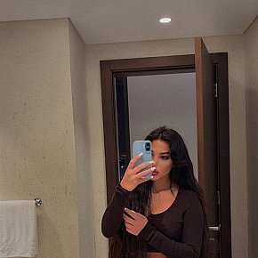 Daisy Super-culo escort in Manama