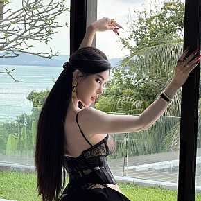 Sophia escort in Bangkok offers Zungenküsse services