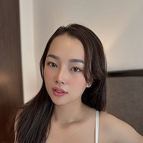 Olivia escort in Doha offers Kissing services