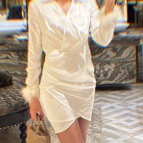 Reem Entièrement Naturelle escort in 