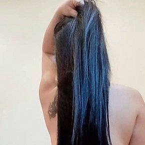 Priya Sâni Mari
 escort in Riyadh offers Fingering services