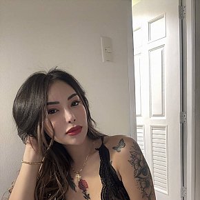 Mae-Azumi Delicada escort in Kuala Lumpur offers Experiência com garotas (GFE) services