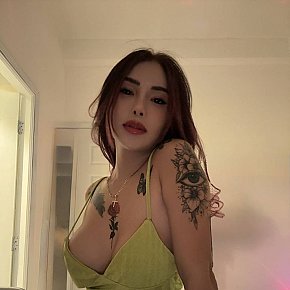 Mae-Azumi Delicada escort in Kuala Lumpur offers Experiência com garotas (GFE) services