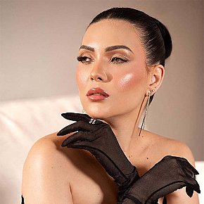 Ana-Luiza Entièrement Naturelle escort in London offers Experience 