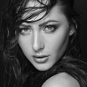 Lidiya-sweet Vip Escort escort in Brussels offers Serviço de banho services