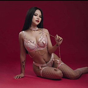 Lucia Entièrement Naturelle escort in Singapore City offers Experience 