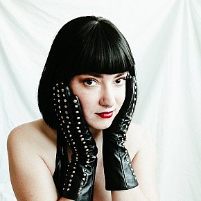 Layla-princess escort in Edinburgh offers Scato(Activ) services