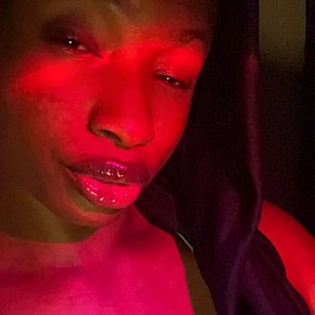 Spicyrita Reif escort in Abuja offers Küssen bei Sympathie services