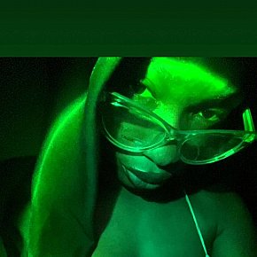 Spicyrita Reif escort in Abuja offers Küssen bei Sympathie services