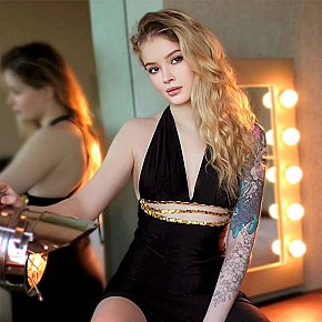 Amelita All Natural
 escort in Riyadh offers Girlfriend Experience (GFE) services