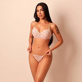 Ivy Completamente Natural escort in London offers Experiência com garotas (GFE) services