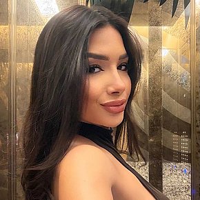 Yagami Garota Fitness escort in London offers Massagem intima services