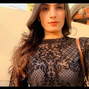 Ishita escort in  offers Beijar services