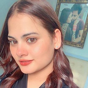 Ishita escort in  offers Beijar services