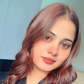 Ishita escort in  offers Beijar services