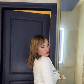 Kosem escort in Abu Dhabi offers Sex in Different Positions services