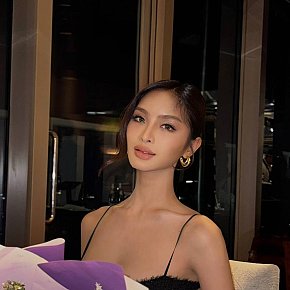 Anna escort in Manila offers Web cam services