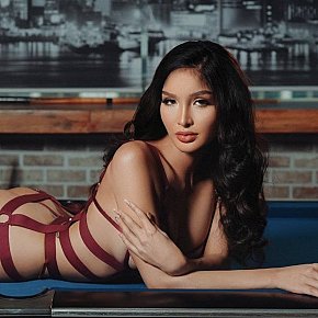 Anna escort in Manila offers Web cam services