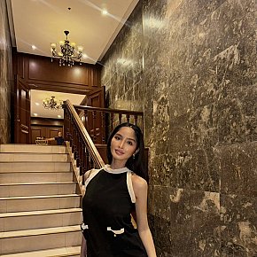 Anna escort in Manila offers Web cam services