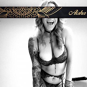 Moon escort in San Jose