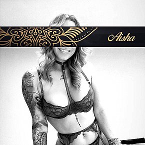 Moon escort in San Jose