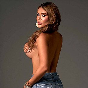 Marigold All Natural
 escort in Dubai offers Girlfriend Experience (GFE) services