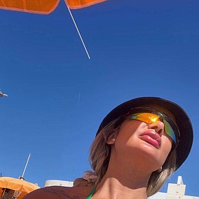 Hot girl in Brussels offers Girlfriend Experience (GFE)
