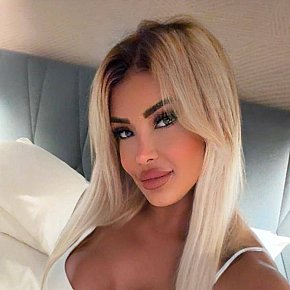 Patricia performs Bacio alla francese, escort in Brussels