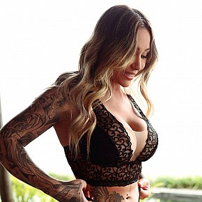 Lauren-best-GFE All Natural
 escort in Brussels offers Handjob services