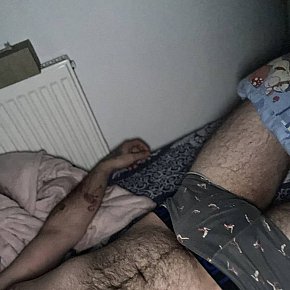 Andreee Occasional
 escort in London offers Cumshot on body (COB) services