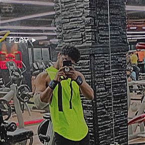 Zenin Vip Escort escort in  offers Besar
 services