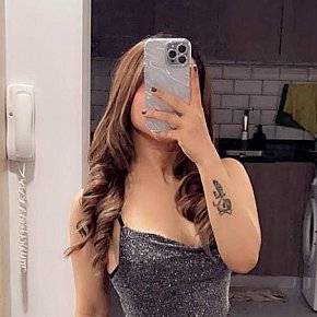 Nisha Ragazza Fitness escort in Dubai offers Feticismo Piedi services