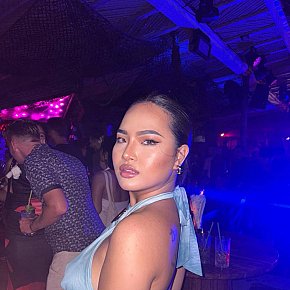 Anna escort in Phuket